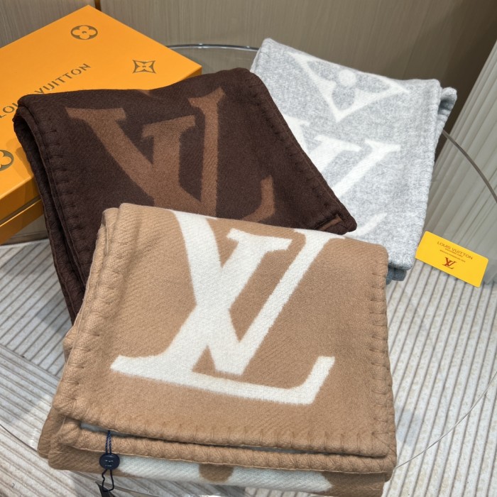 Streetwear Scarf LV  329761 SIZE:200*24cm