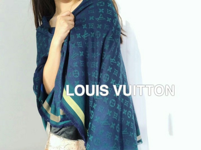 Streetwear Scarf LV 329771