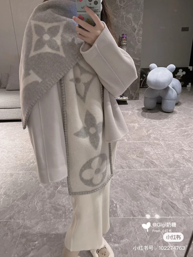 Streetwear Scarf LV  329763 SIZE:209x30cm