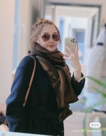 Streetwear Scarf LV  329761 SIZE:200*24cm