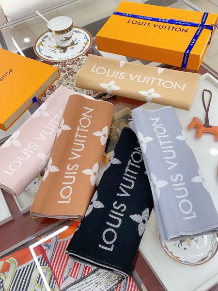 Streetwear Scarf LV  329749 SIZE:186x34cm