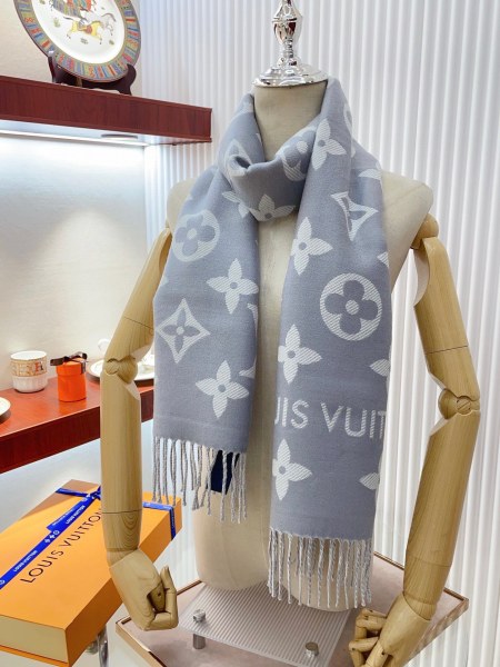 Streetwear Scarf LV  329748 SIZE:186x34cm