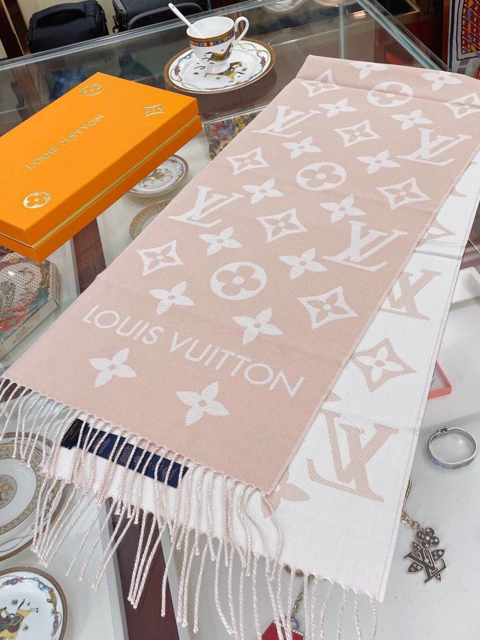 Streetwear Scarf LV 329750 SIZE:186x34cm