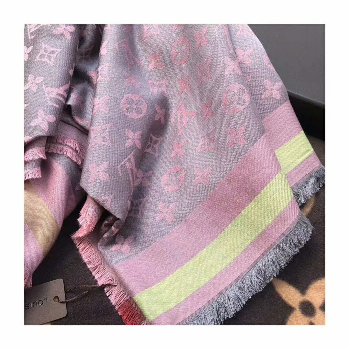 Streetwear Scarf LV 329772