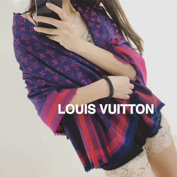 Streetwear Scarf LV 329774 