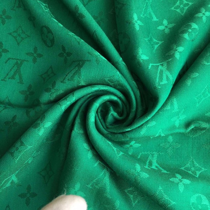 Streetwear Scarf LV 329786