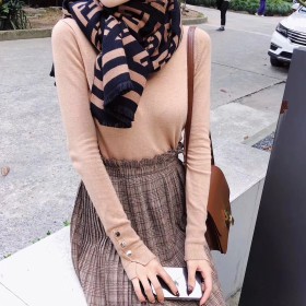 Streetwear Scarf FENDI 329787