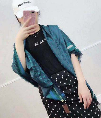 Streetwear Scarf LV 329771