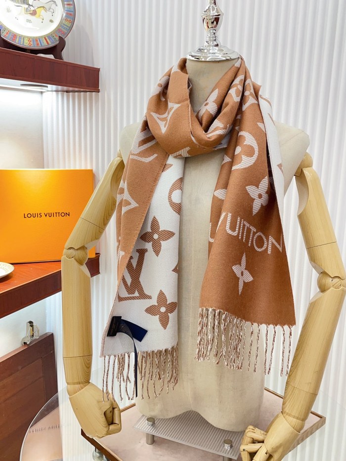 Streetwear Scarf LV  329749 SIZE:186x34cm