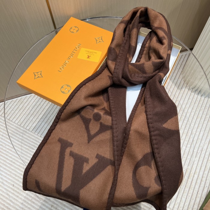 Streetwear Scarf LV  329761 SIZE:200*24cm