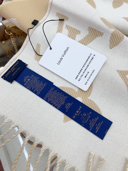 Streetwear Scarf LV  329747 SIZE:186x34cm