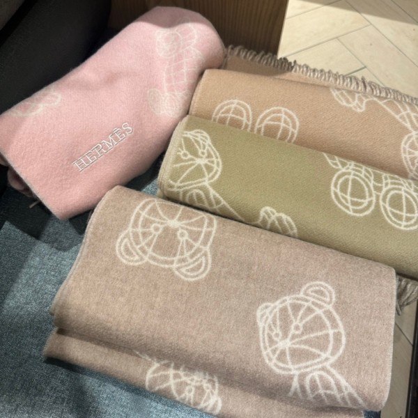Streetwear Scarf Hermes   329668 size：30x180cm