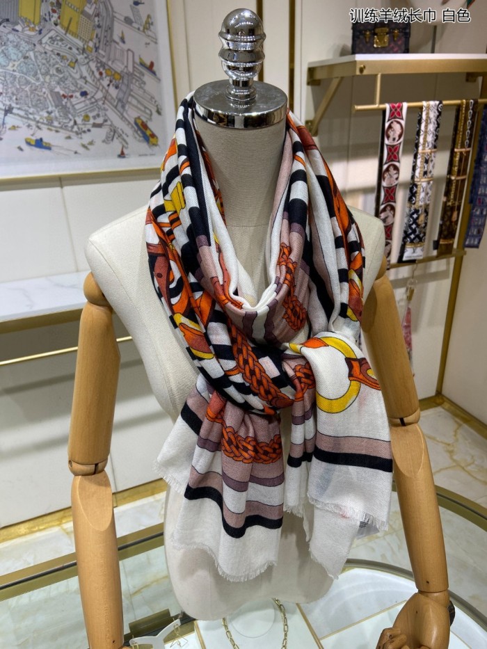 Streetwear Scarf Hermes 329684 SIZE:110*200cm