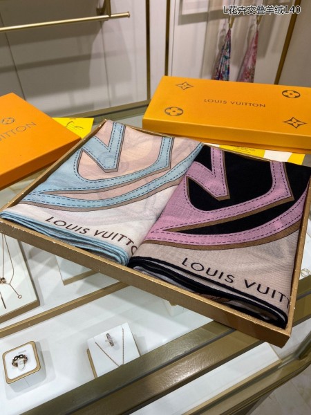 Streetwear Scarf LV  329727 SIZE:140*140cm