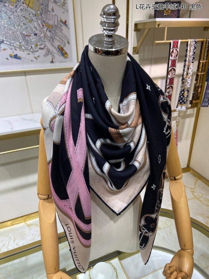 Streetwear Scarf LV  329726 SIZE:140*140cm