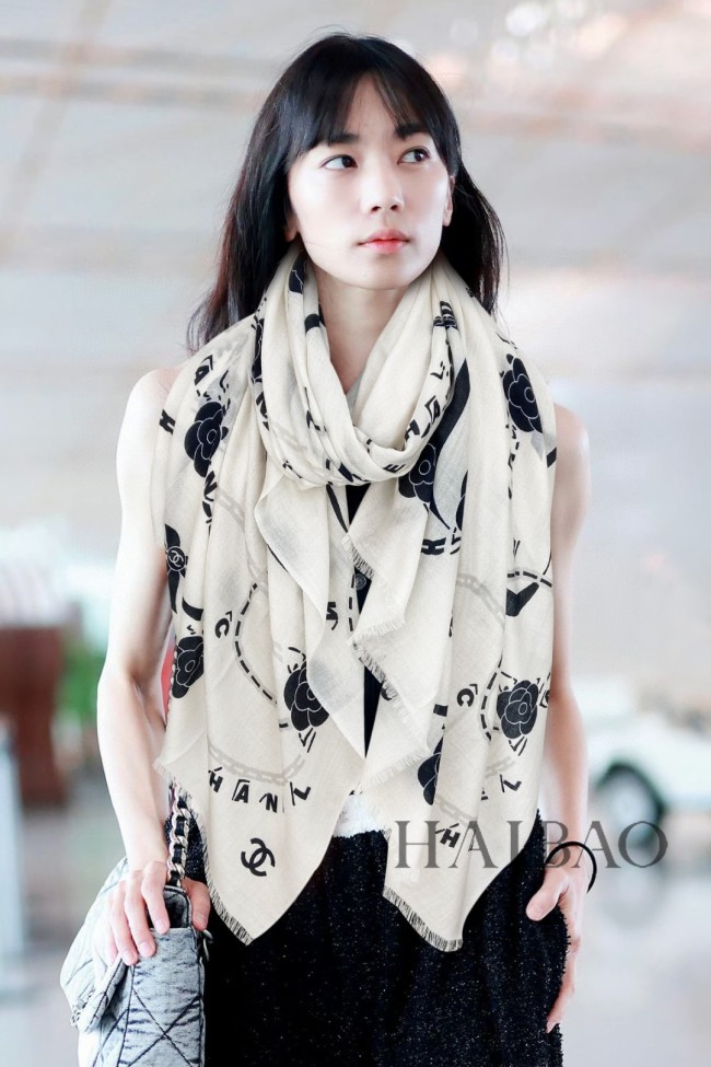 Streetwear Scarf CHANEL 329723 size:200*110cm