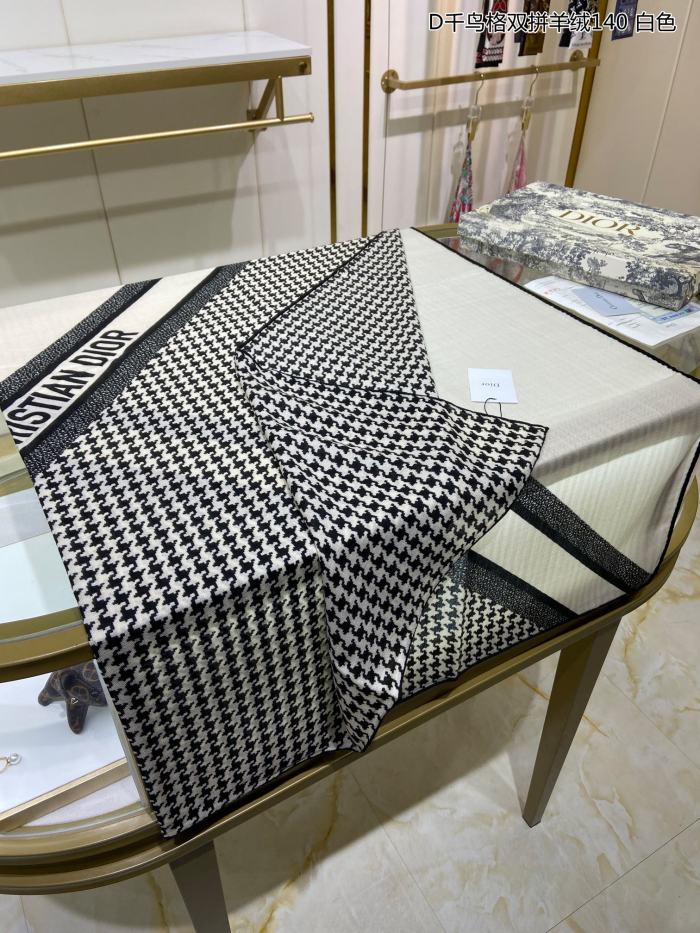 Streetwear Scarf Dior 329705 SIZE:140*140cm