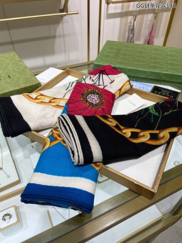 Streetwear Scarf GUCCI 329708 SIZE:140cm*140cm