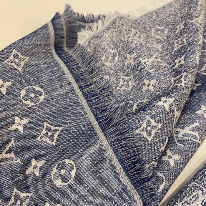 Streetwear Scarf GUCCI 329670 SIZE:90cm*90cm