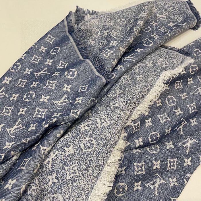 Streetwear Scarf GUCCI 329670 SIZE:90cm*90cm