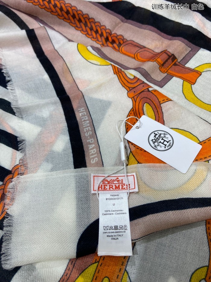Streetwear Scarf Hermes 329684 SIZE:110*200cm