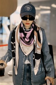 Streetwear Scarf LV  329726 SIZE:140*140cm