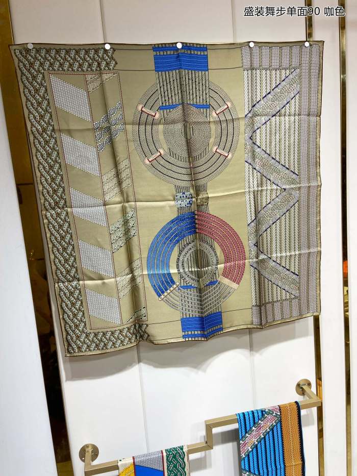 Streetwear Scarf Hermes   329693 size：90cm*90cm