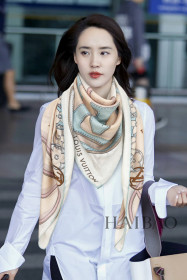 Streetwear Scarf LV  329727 SIZE:140*140cm