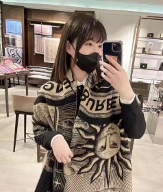 Streetwear Scarf BURBERRY 329736 size:45*210cm