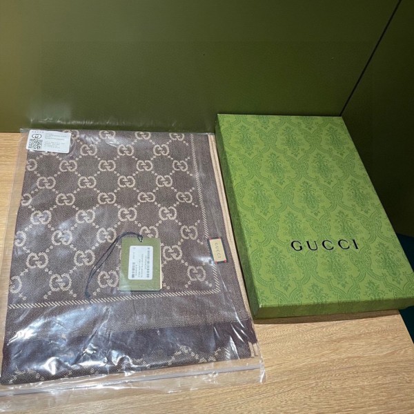 Streetwear Scarf GUCCI 329665 SIZE:48*180CM