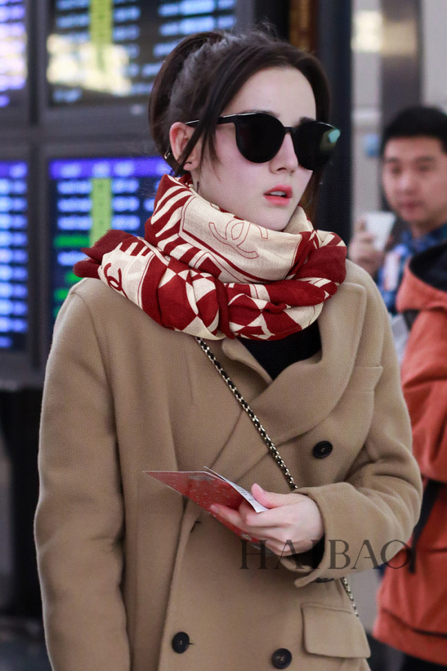 Streetwear Scarf CHANEL 329688 SIZE:90cm*90cm