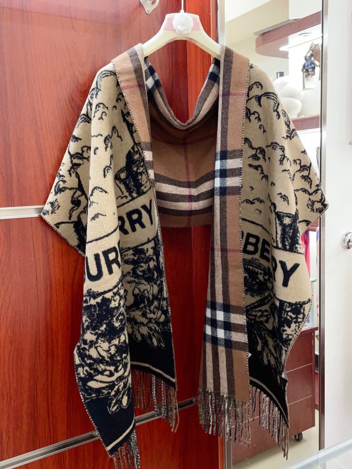 Streetwear Scarf BURBERRY 329733 size：45*210cm