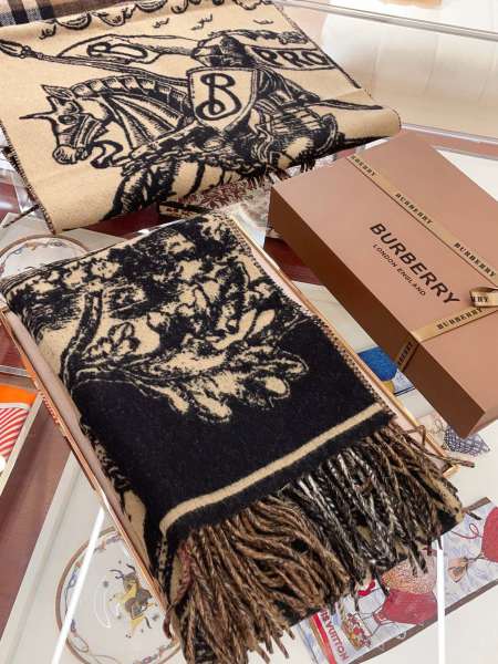 Streetwear Scarf BURBERRY 329733 size：45*210cm