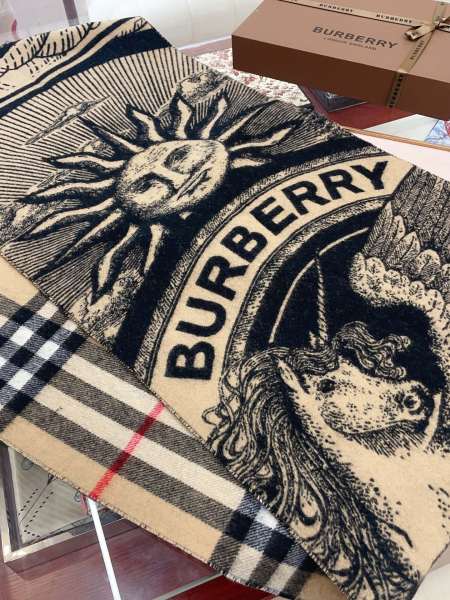 Streetwear Scarf BURBERRY 329736 size:45*210cm