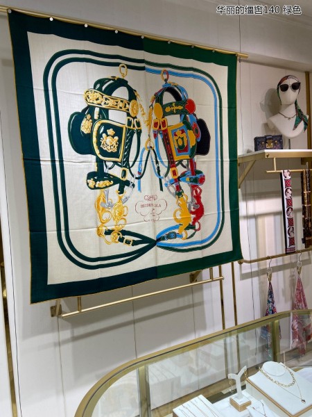 Streetwear Scarf Hermes   329675 size：140cm*140cm