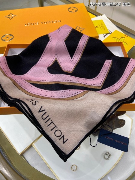 Streetwear Scarf LV  329726 SIZE:140*140cm