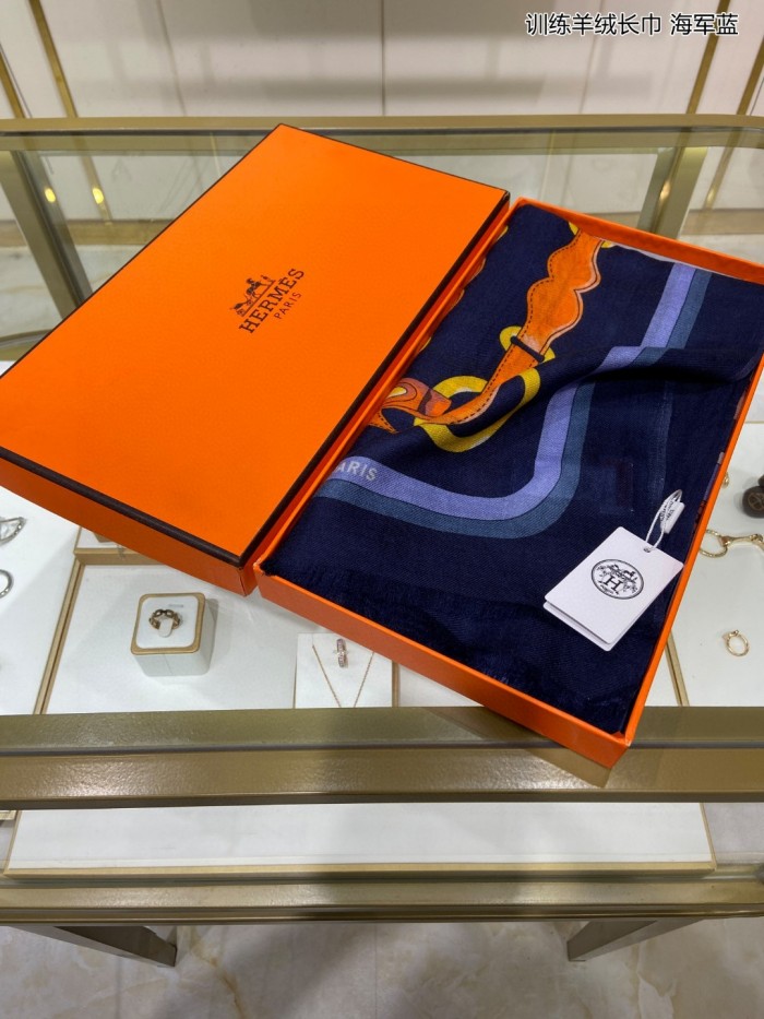 Streetwear Scarf Hermes 329686 SIZE:110*200cm