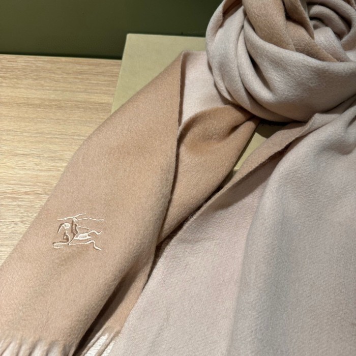 Streetwear Scarf BURBERRY 329644 size：210*36cm