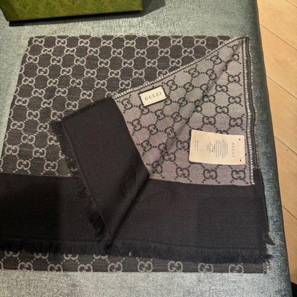 Streetwear Scarf GUCCI 329643 SIZE:66*200cm
