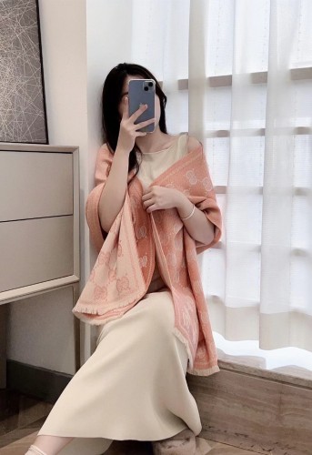 Streetwear Scarf GUCCI 329650 SIZE:45*195cm