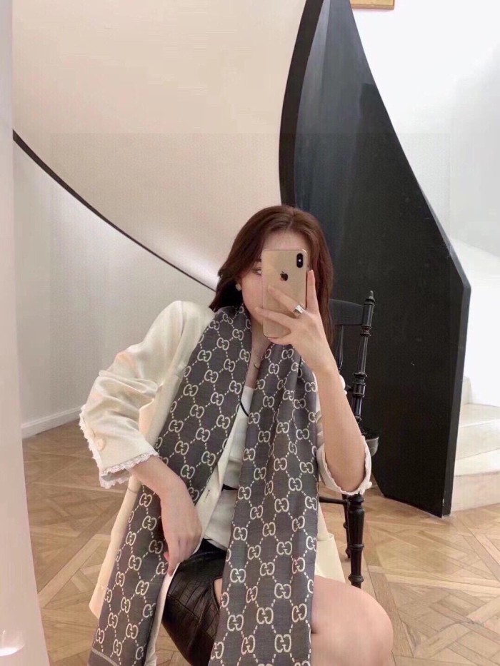 Streetwear Scarf GUCCI 329637 SIZE:45*195cm