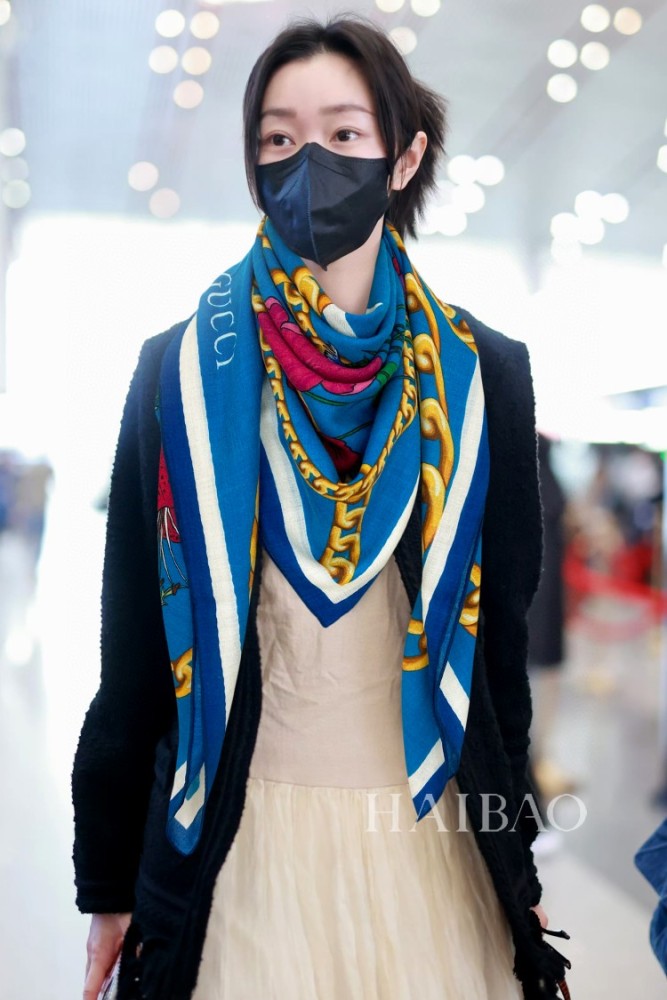 Streetwear Scarf GUCCI 329613 SIZE:140cm*140cm