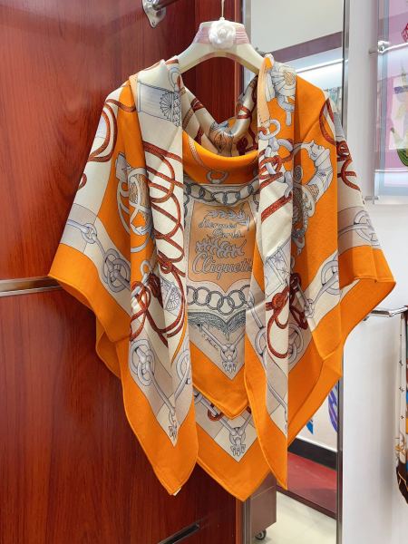 Streetwear Scarf GUCCI 329608 SIZE:140cm*140cm