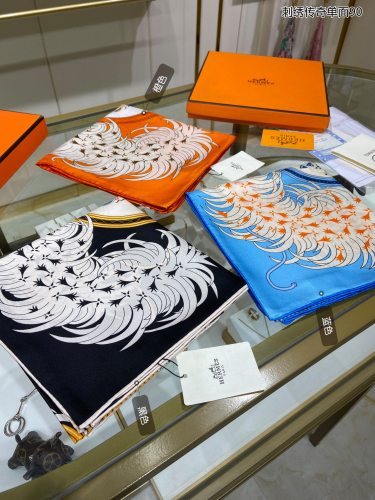 Streetwear Scarf Hermes   329623 size：90cm*90cm