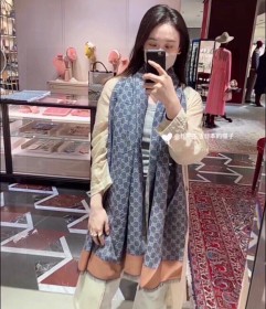 Streetwear Scarf GUCCI 329642 SIZE:66*200cm