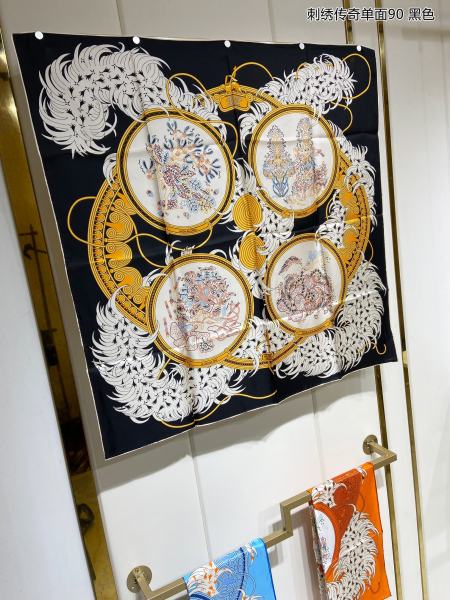 Streetwear Scarf Hermes   329623 size：90cm*90cm
