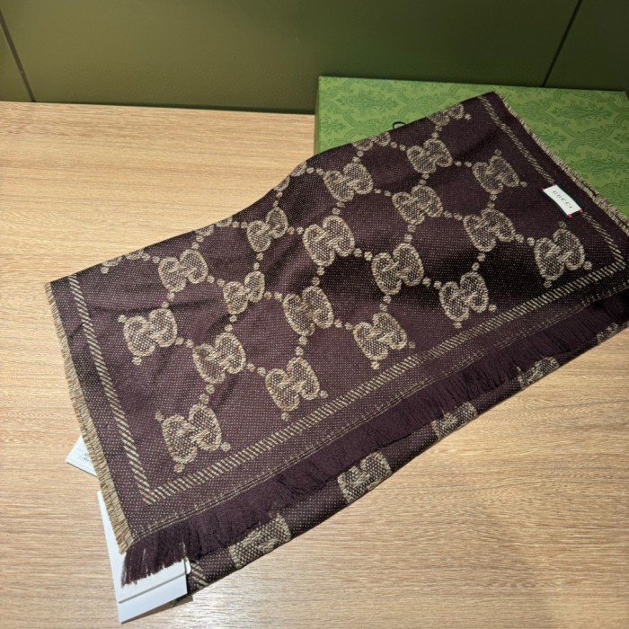 Streetwear Scarf GUCCI 329649 SIZE:45*195cm