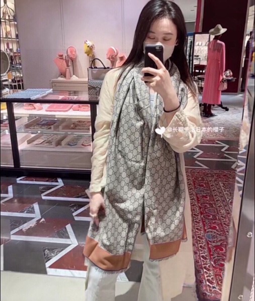 Streetwear Scarf GUCCI 329642 SIZE:66*200cm