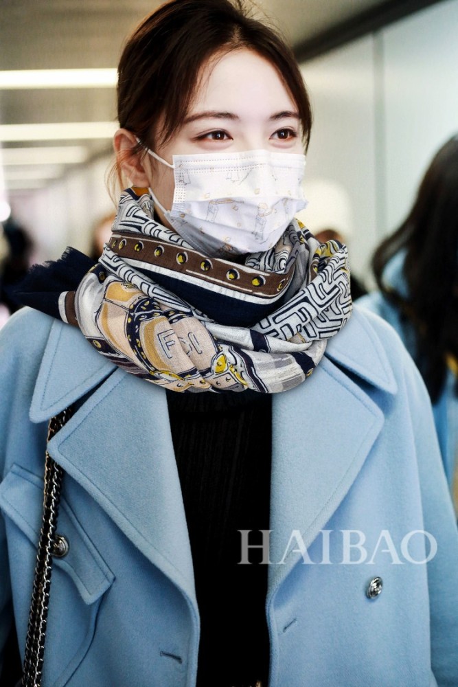 Streetwear Scarf FENDI 329620 SIZE:200*110 cm