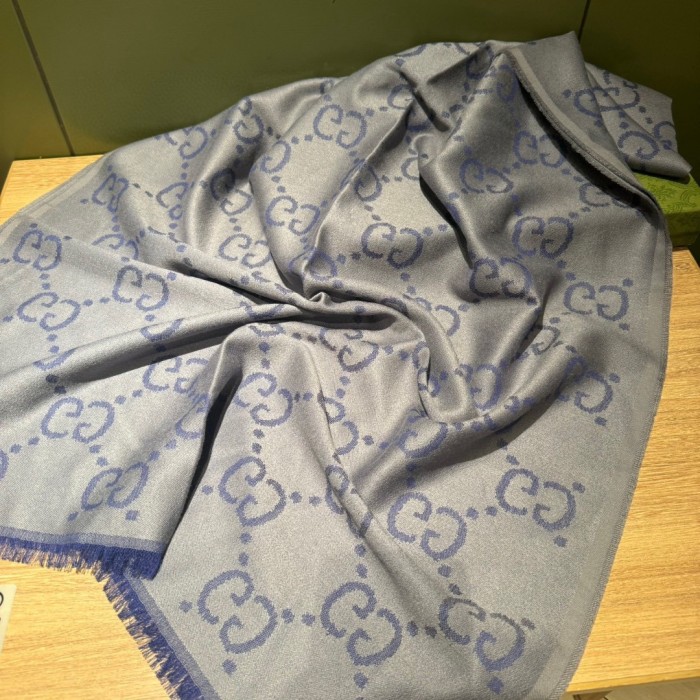 Streetwear Scarf GUCCI 329640 SIZE:210*70cm